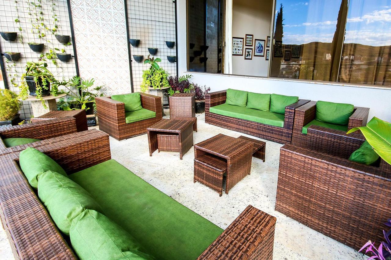 Hotel Golden Park All Inclusive Pocos De Caldas By Nacional Inn المظهر الخارجي الصورة Outdoor furniture