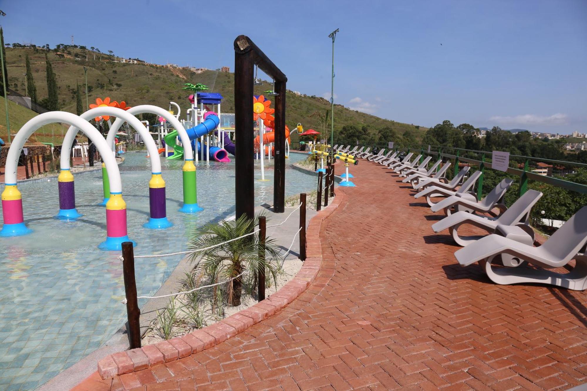 Hotel Golden Park All Inclusive Pocos De Caldas By Nacional Inn المظهر الخارجي الصورة Aqua Park