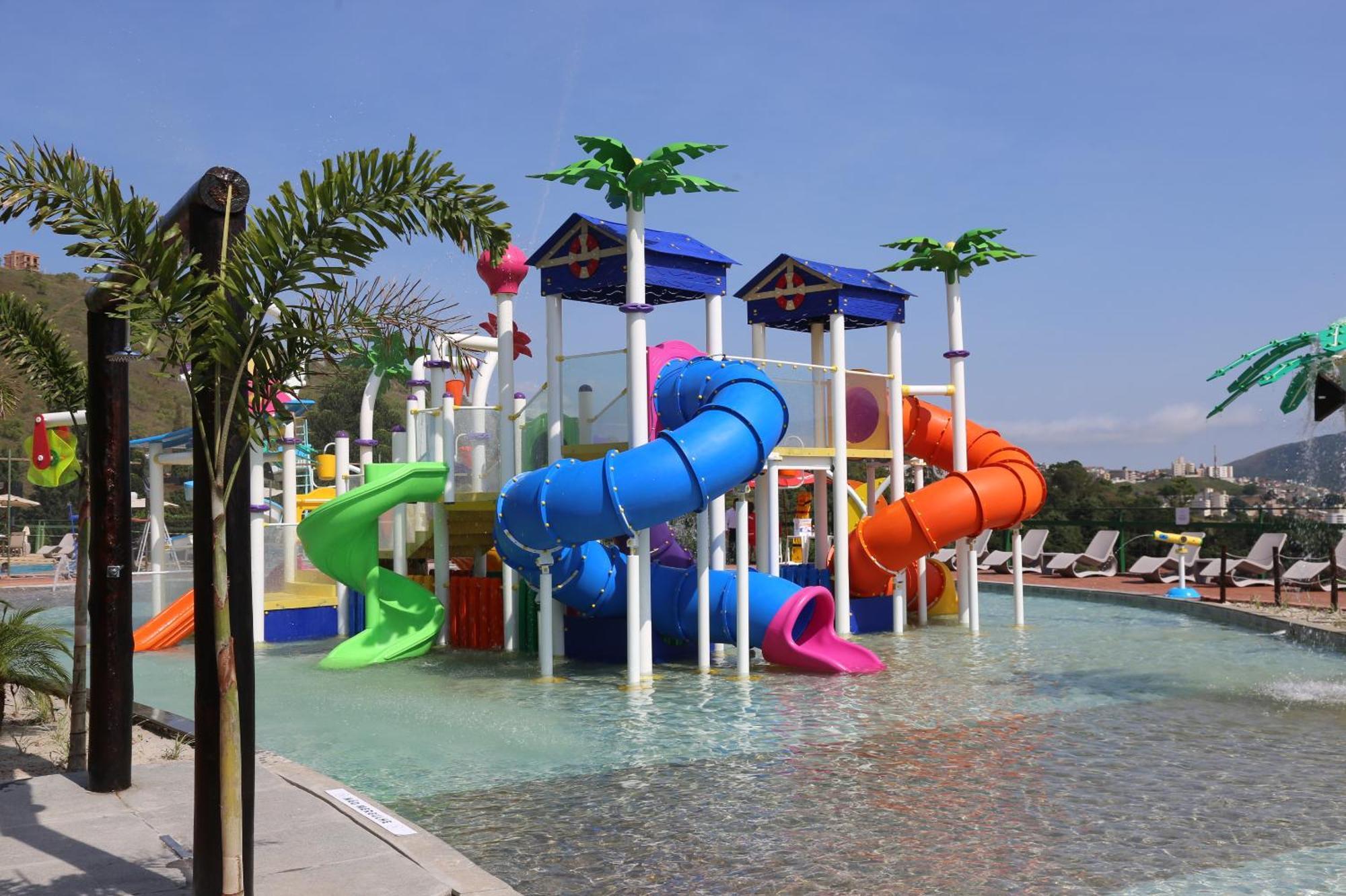 Hotel Golden Park All Inclusive Pocos De Caldas By Nacional Inn المظهر الخارجي الصورة Aquabeat Waterpark