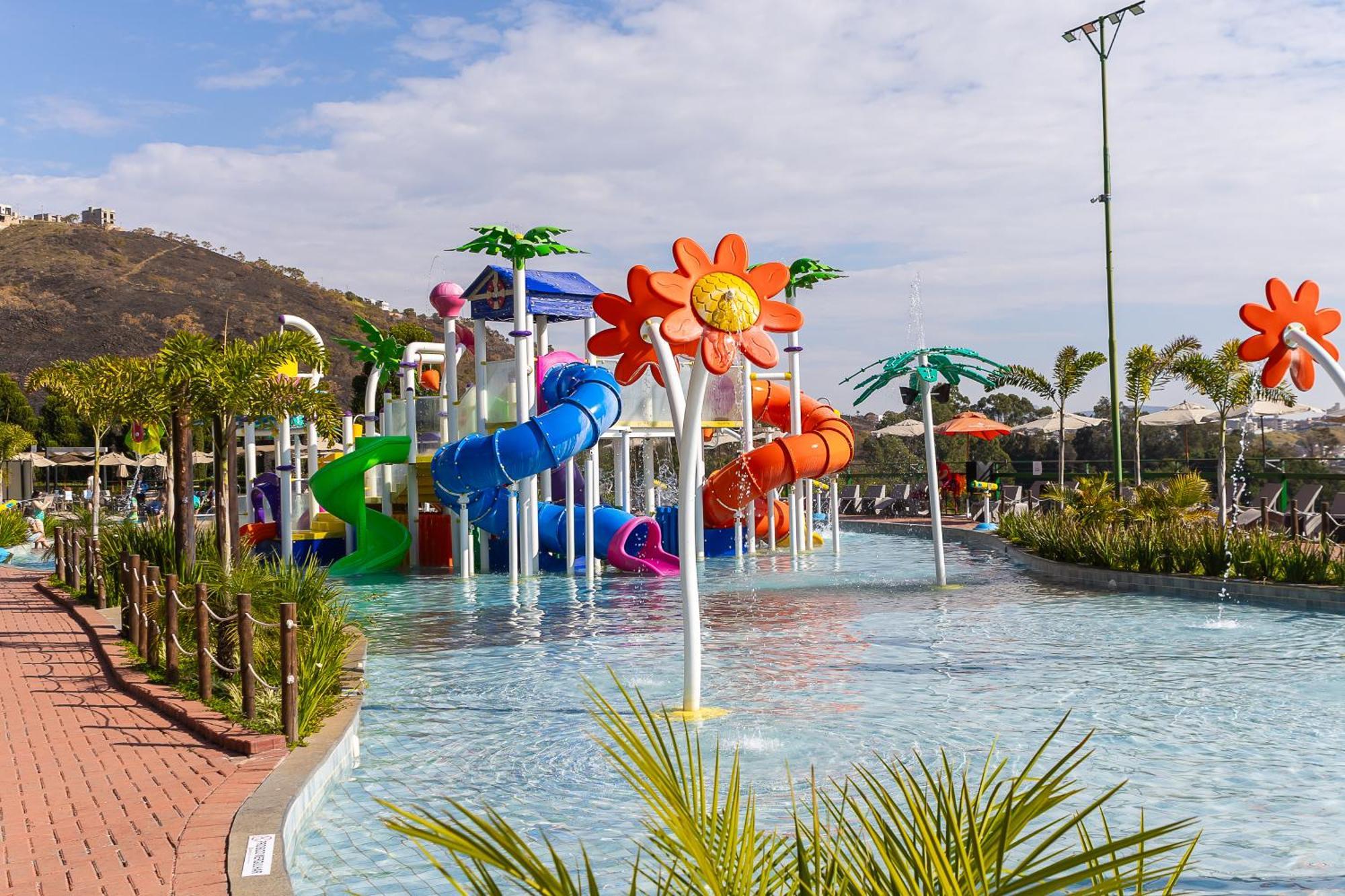 Hotel Golden Park All Inclusive Pocos De Caldas By Nacional Inn المظهر الخارجي الصورة Splash Island